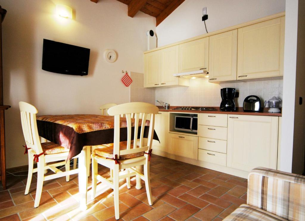 Borgo Del Belanasc Apartment Bellano Bagian luar foto